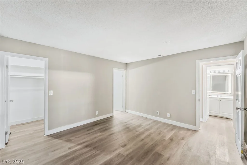 213 Lamb, Las Vegas, NV 89110