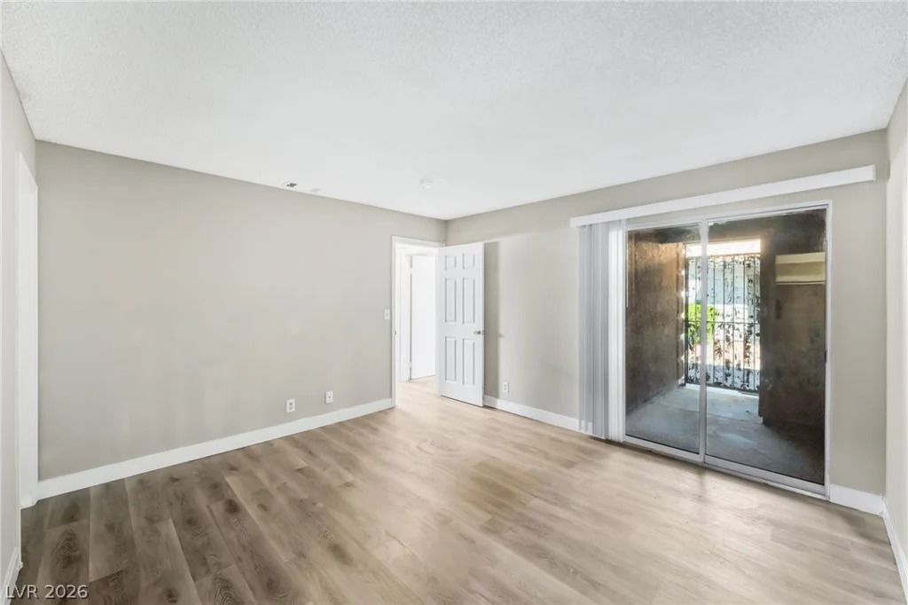213 Lamb, Las Vegas, NV 89110