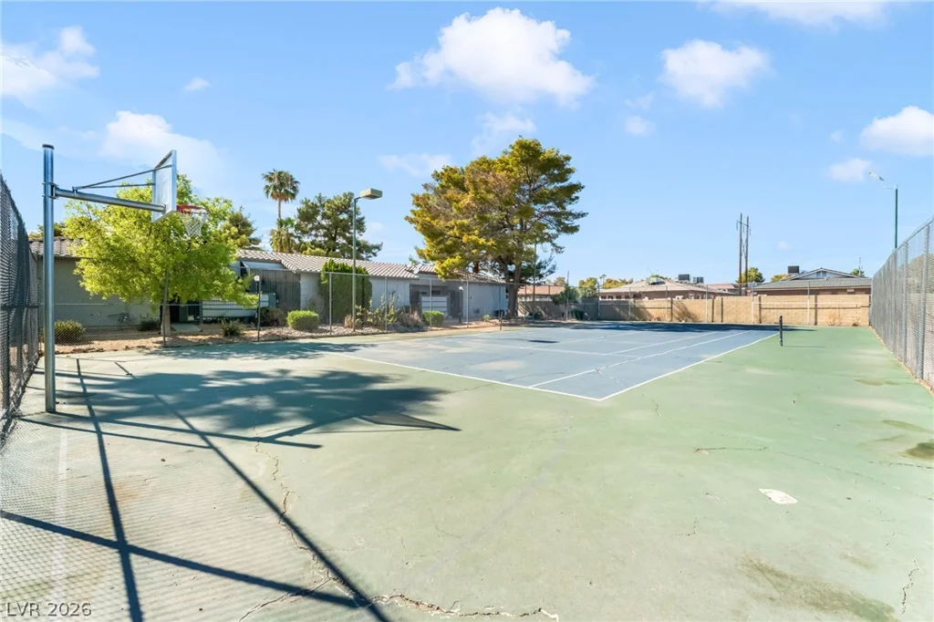 213 Lamb, Las Vegas, NV 89110