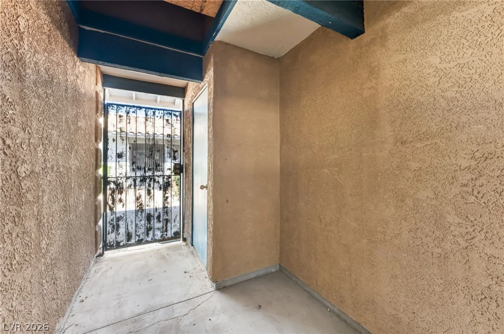 213 Lamb, Las Vegas, NV 89110