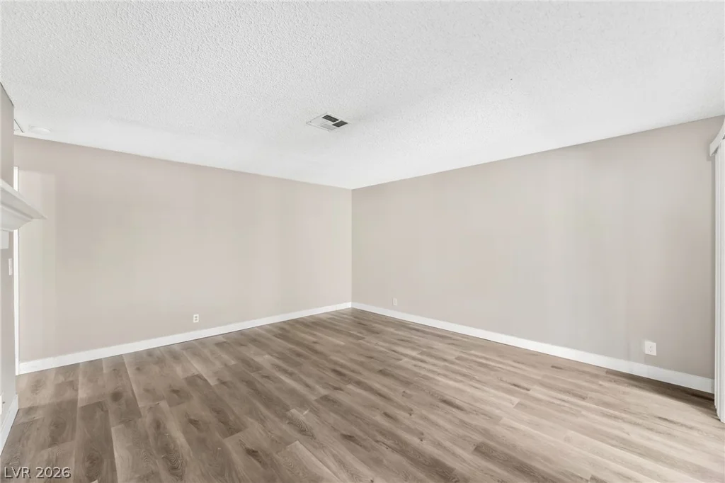 213 Lamb, Las Vegas, NV 89110