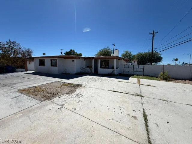 5027 Sun Valley, Las Vegas, NV 89122