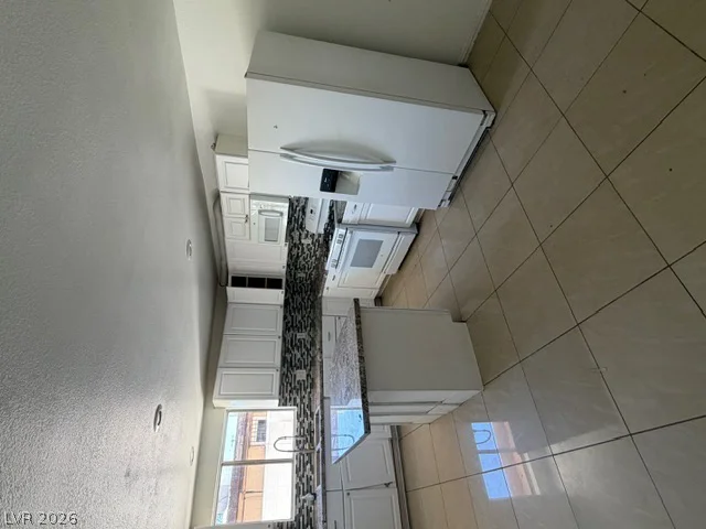 5027 Sun Valley, Las Vegas, NV 89122