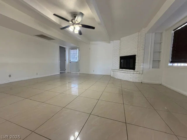 5027 Sun Valley, Las Vegas, NV 89122