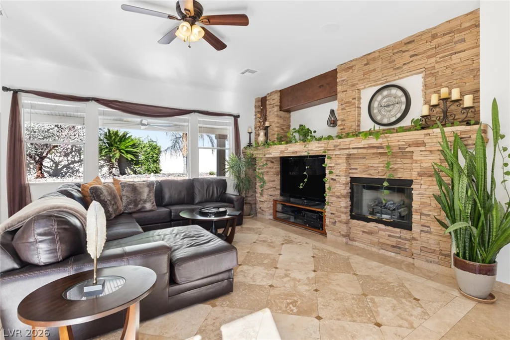 1855 Taylorville, Las Vegas, NV 89135