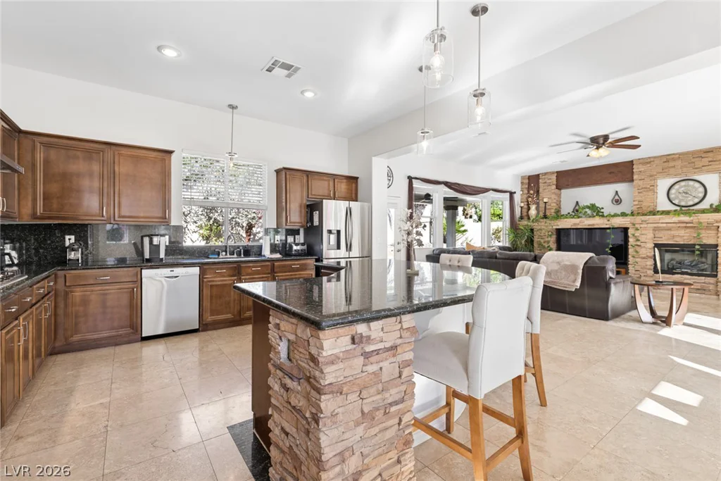 1855 Taylorville, Las Vegas, NV 89135