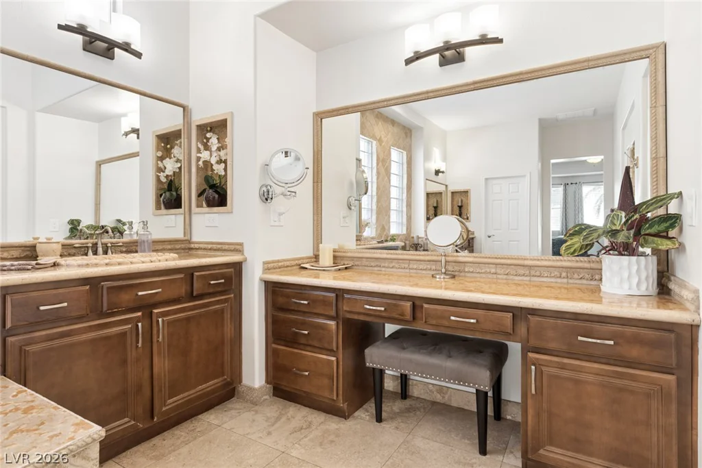 1855 Taylorville, Las Vegas, NV 89135