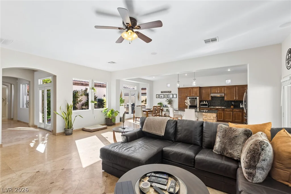 1855 Taylorville, Las Vegas, NV 89135