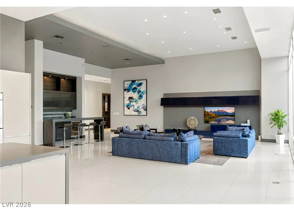 3716 Caesars, Las Vegas, NV 89120