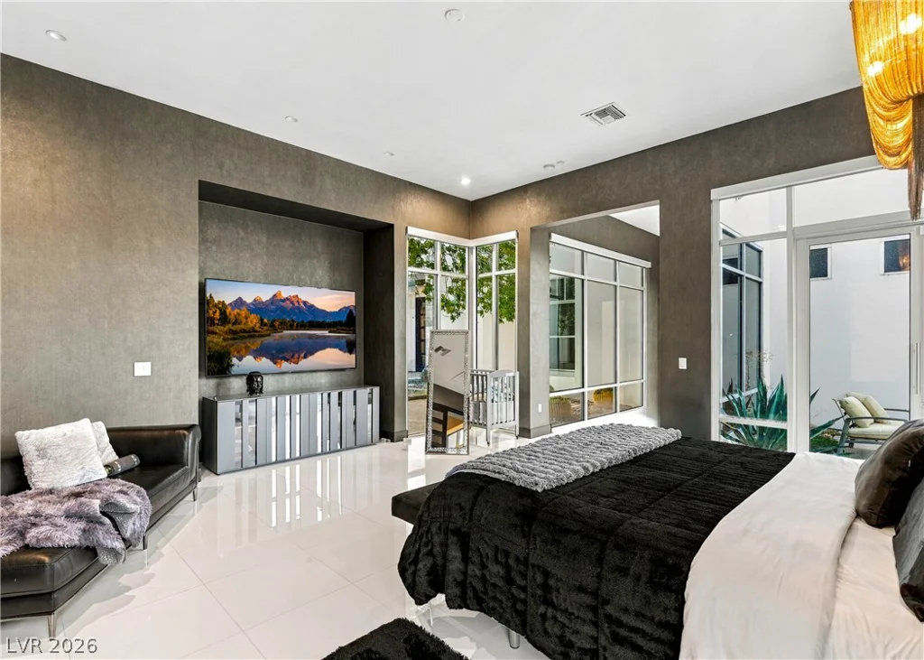 3716 Caesars, Las Vegas, NV 89120