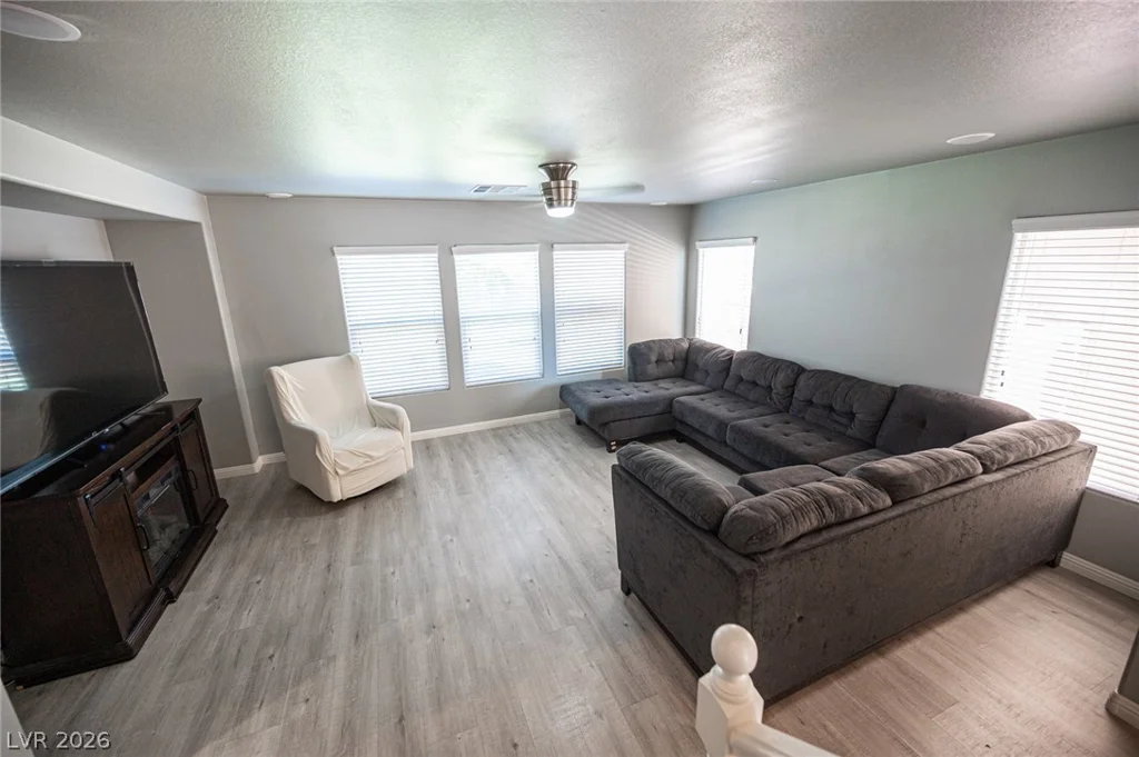 2436 Crane, North Las Vegas, NV 89084