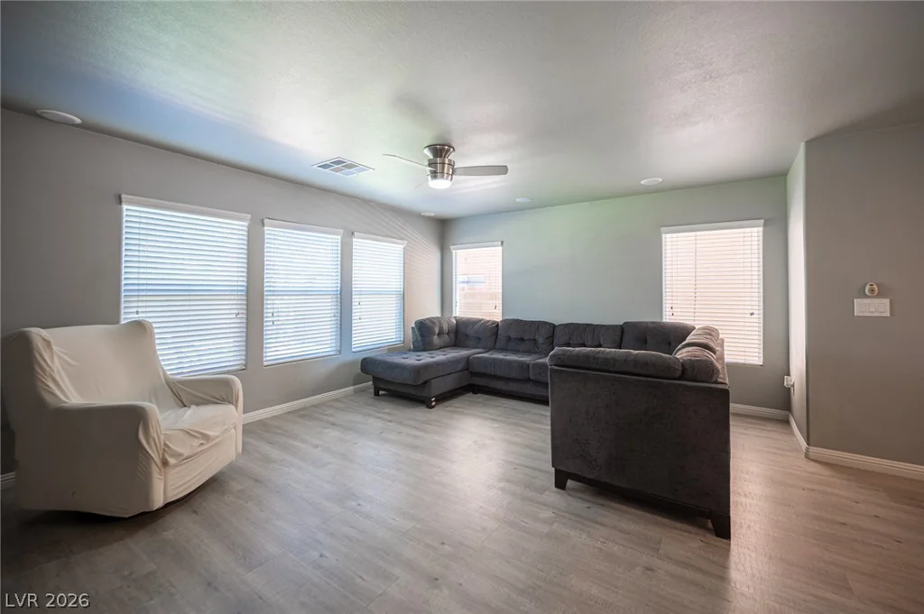 2436 Crane, North Las Vegas, NV 89084