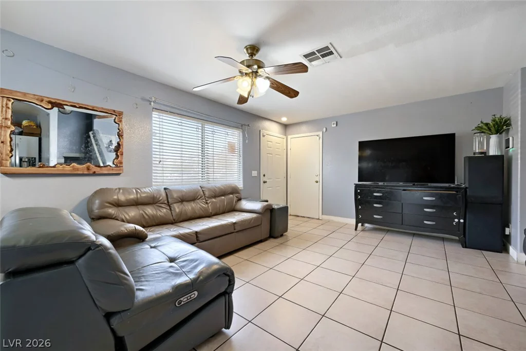 3368 Dragon Fly, North Las Vegas, NV 89032