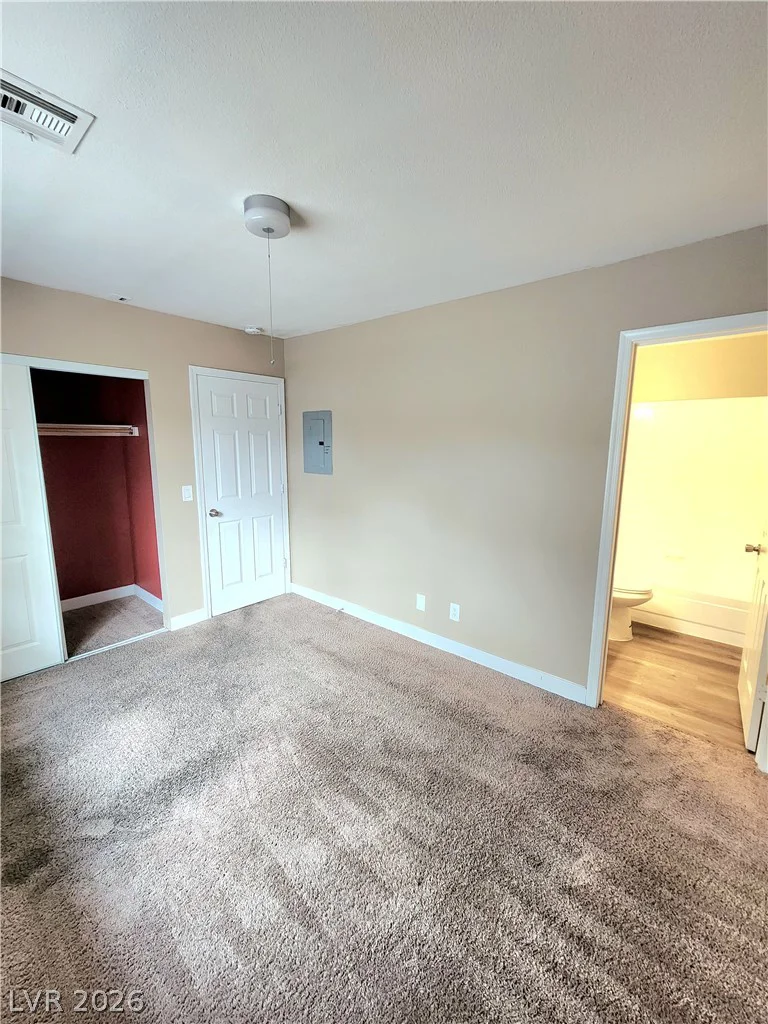 2133 Petersham, Las Vegas, NV 89108