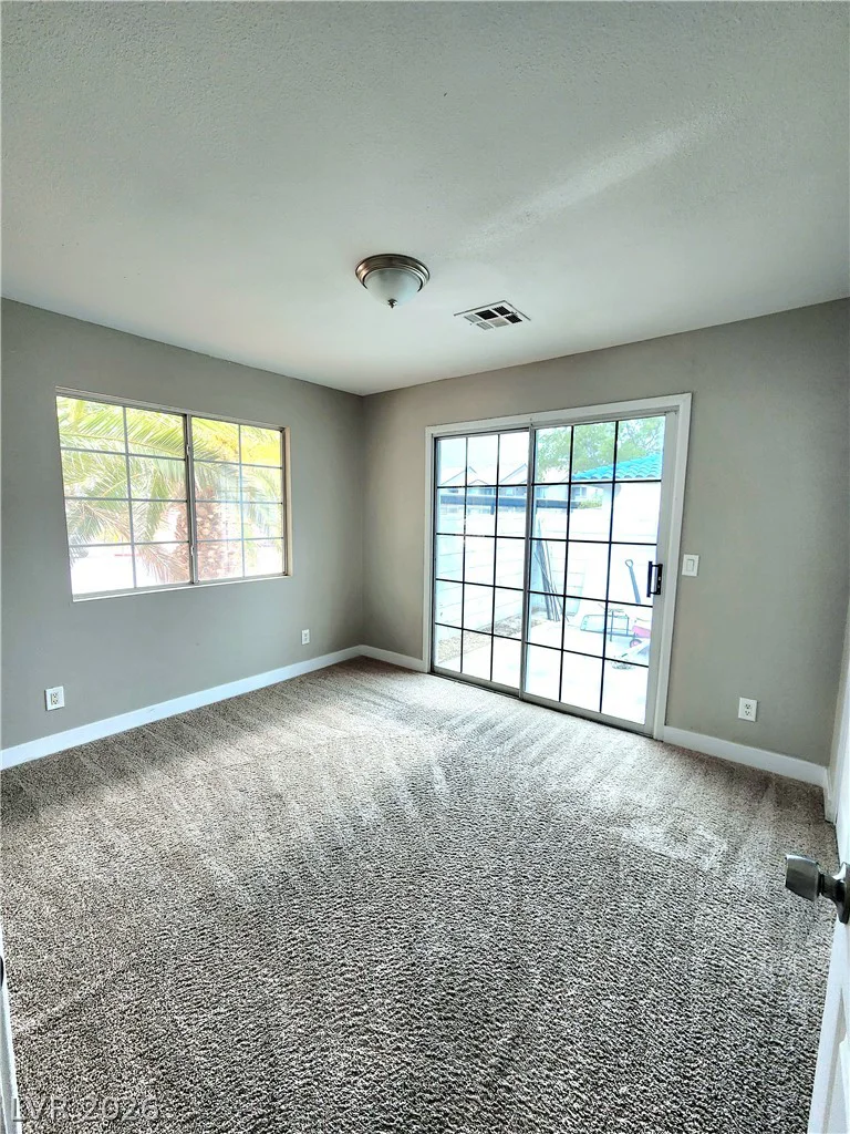 2133 Petersham, Las Vegas, NV 89108