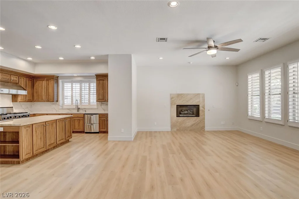 401 Grand Augusta, Las Vegas, NV 89144