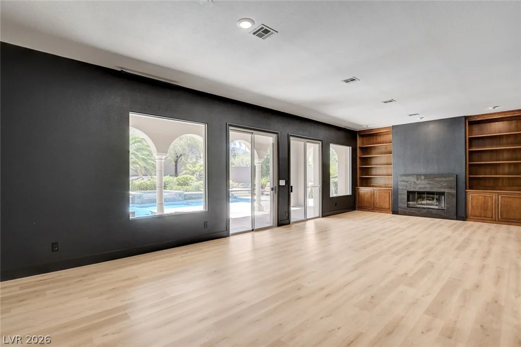 401 Grand Augusta, Las Vegas, NV 89144