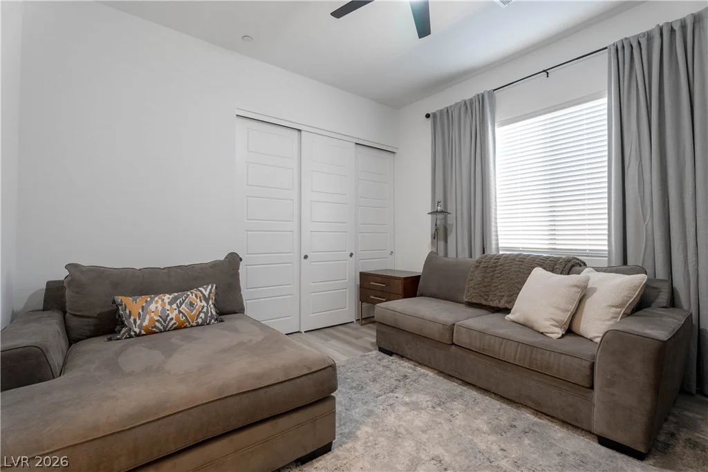 924 Calluna Hills, Las Vegas, NV 89138