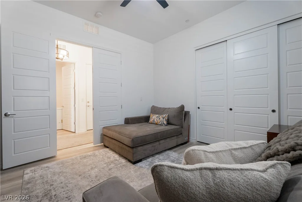 924 Calluna Hills, Las Vegas, NV 89138