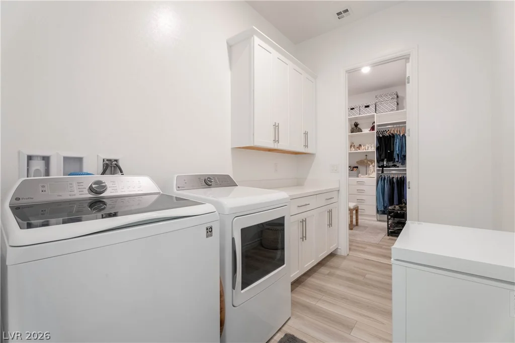 924 Calluna Hills, Las Vegas, NV 89138