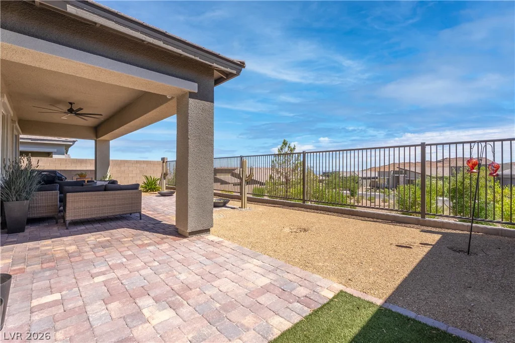 924 Calluna Hills, Las Vegas, NV 89138
