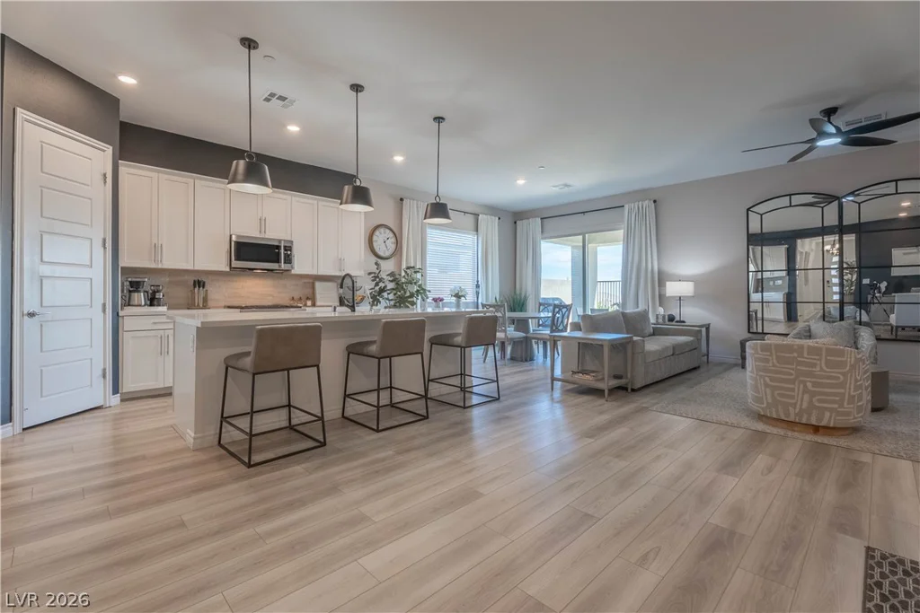 924 Calluna Hills, Las Vegas, NV 89138