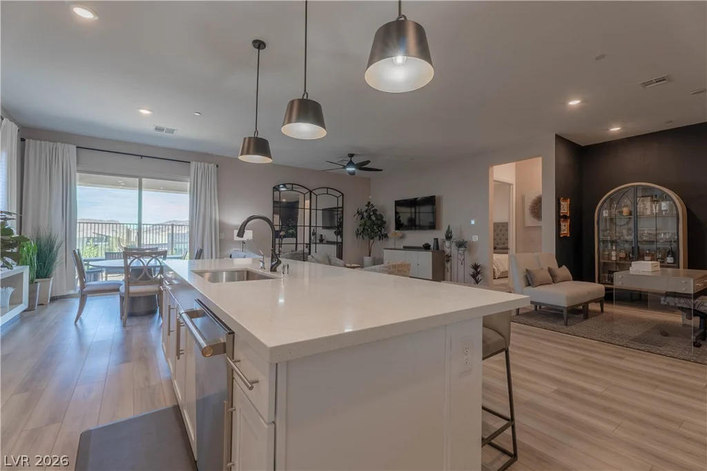 924 Calluna Hills, Las Vegas, NV 89138