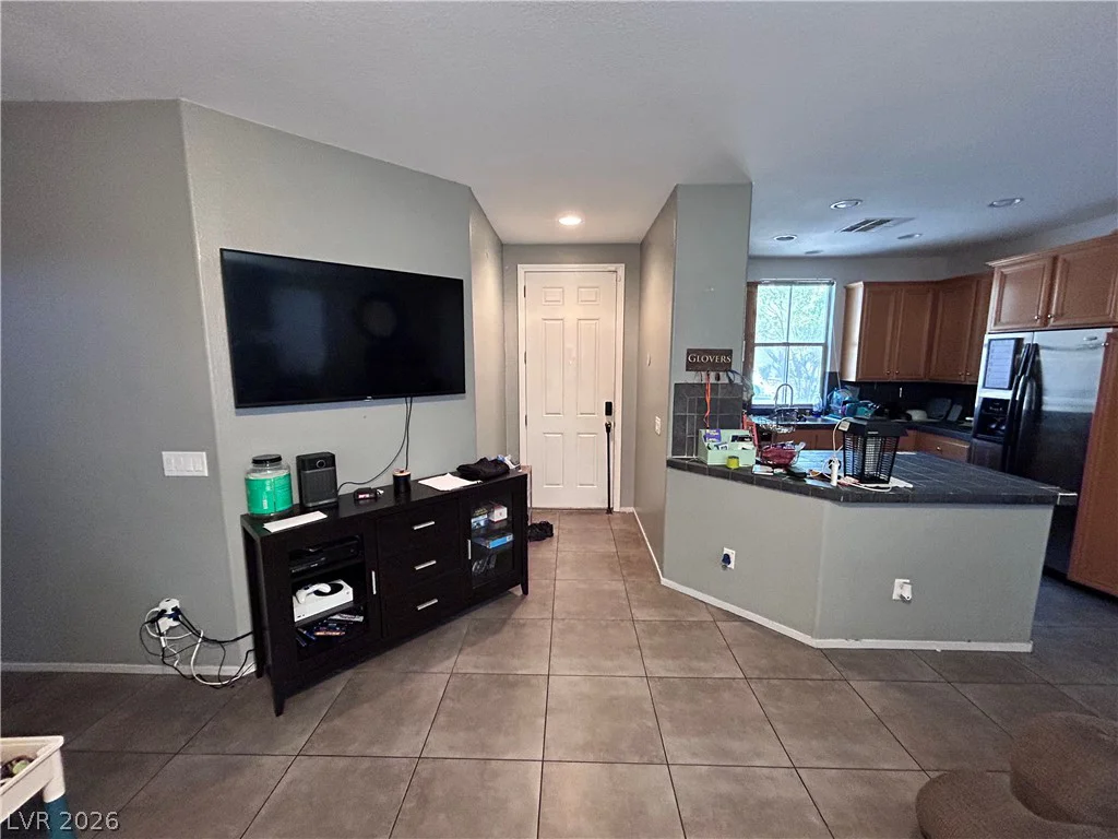 5276 Pendergrass, North Las Vegas, NV 89081