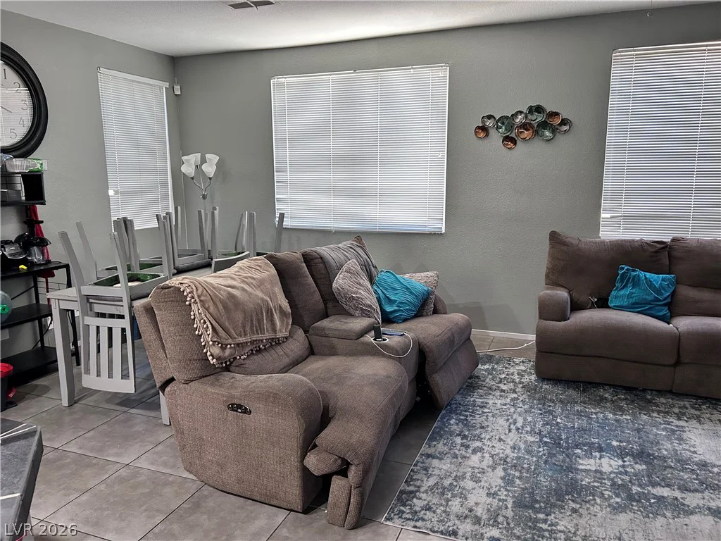 5276 Pendergrass, North Las Vegas, NV 89081