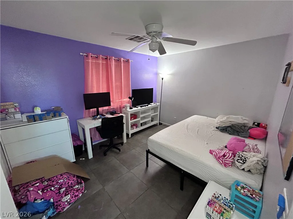 5276 Pendergrass, North Las Vegas, NV 89081