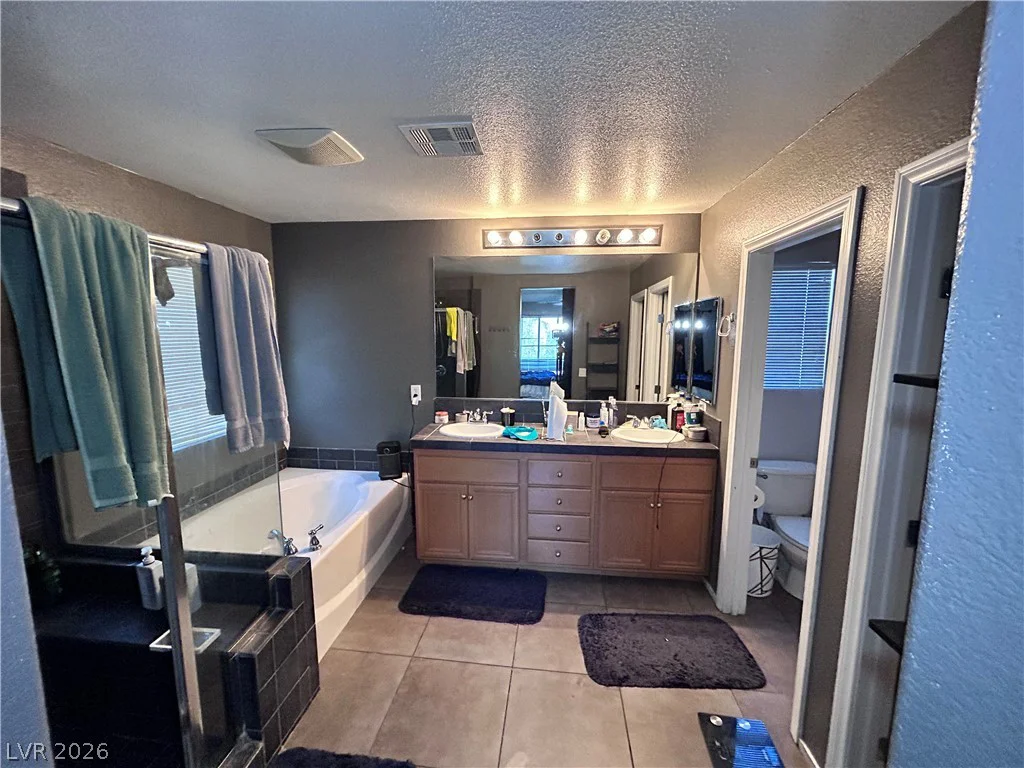 5276 Pendergrass, North Las Vegas, NV 89081