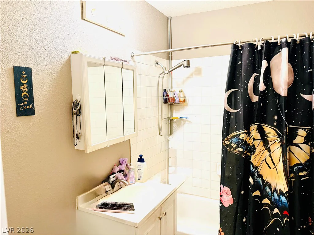 1967 Linn, Las Vegas, NV 89156