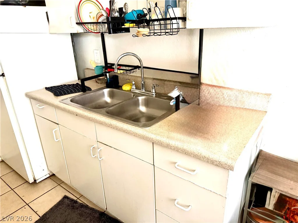 1967 Linn, Las Vegas, NV 89156