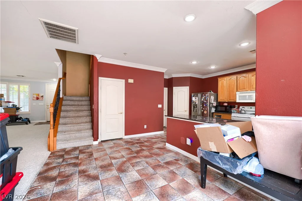 10768 Passion Vine, Las Vegas, NV 89135