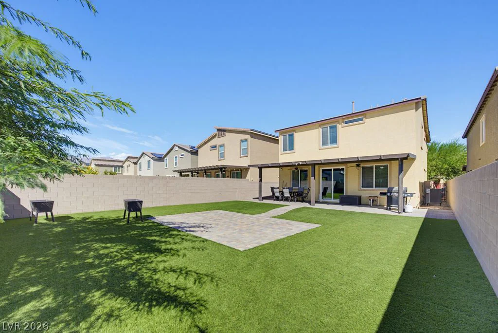 7255 Dazzle Point, North Las Vegas, NV 89084