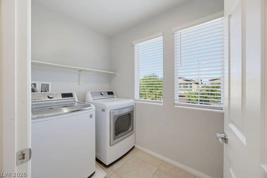 7255 Dazzle Point, North Las Vegas, NV 89084