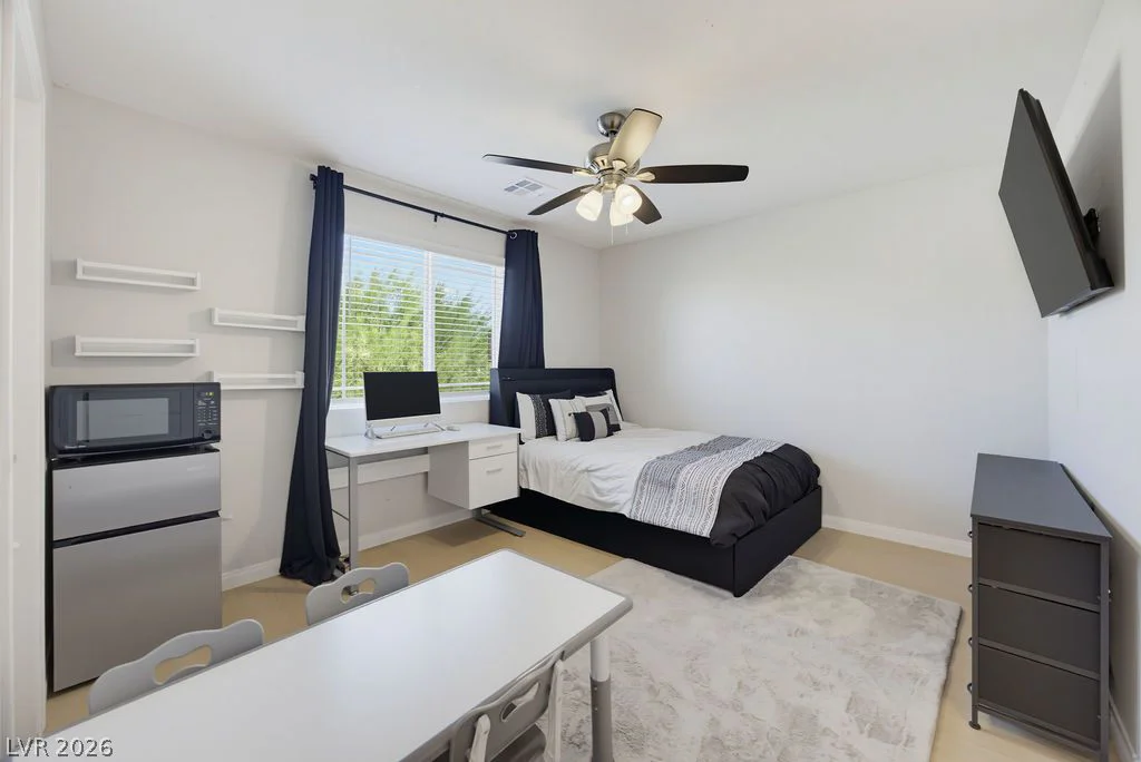 7255 Dazzle Point, North Las Vegas, NV 89084