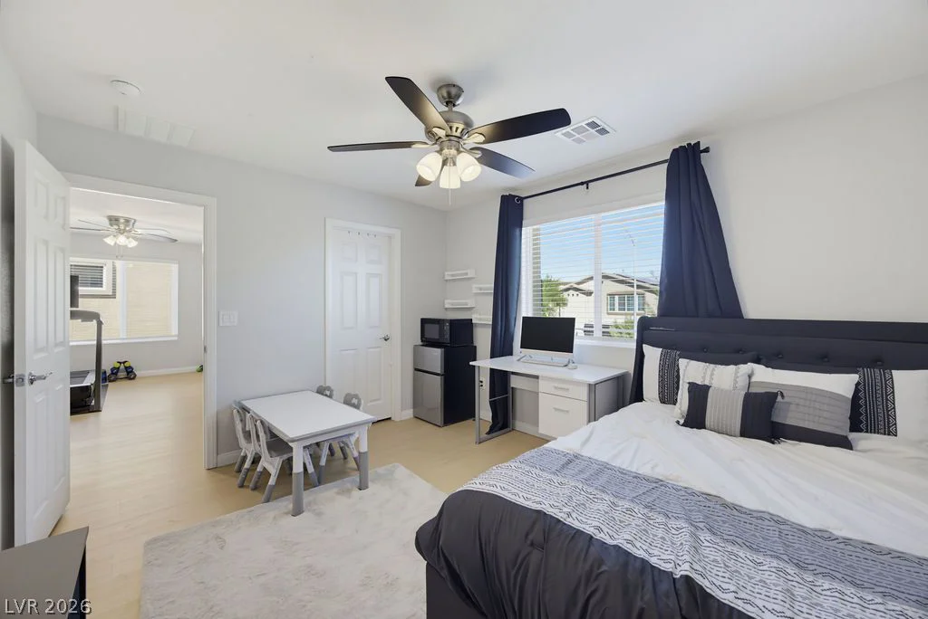 7255 Dazzle Point, North Las Vegas, NV 89084