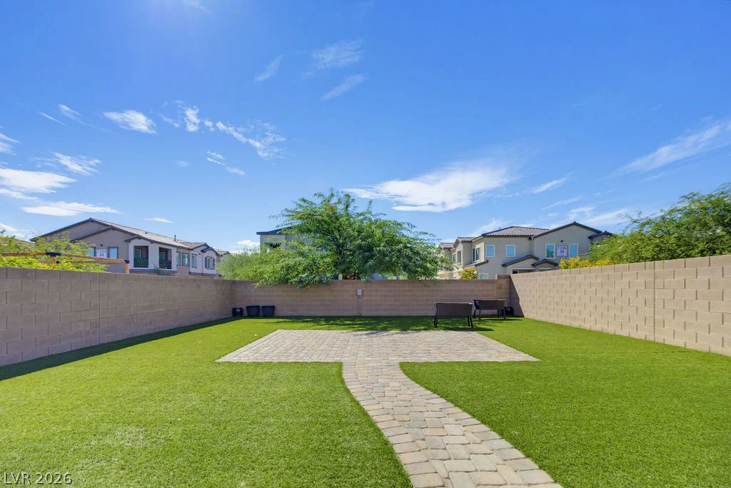 7255 Dazzle Point, North Las Vegas, NV 89084