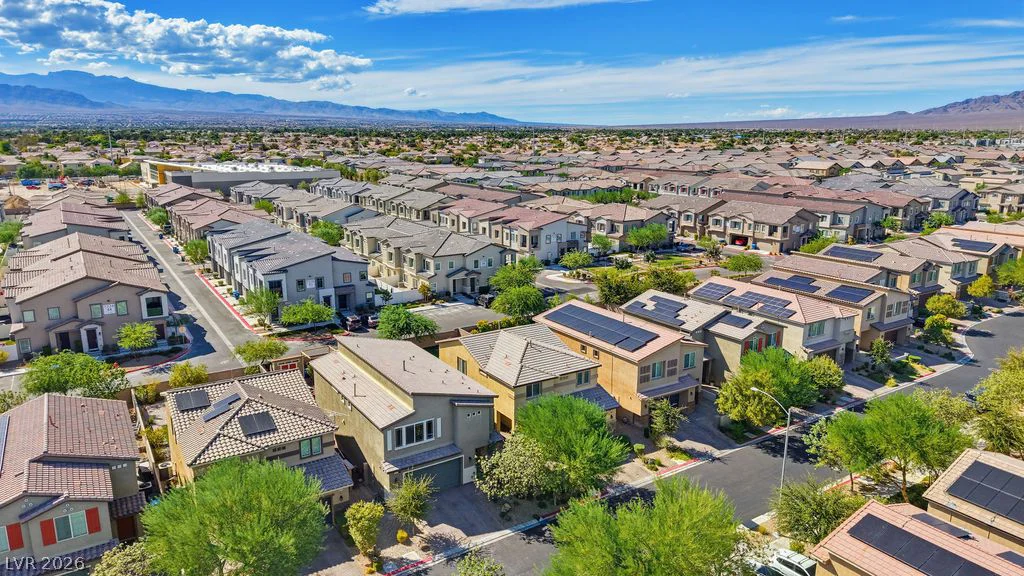 7255 Dazzle Point, North Las Vegas, NV 89084