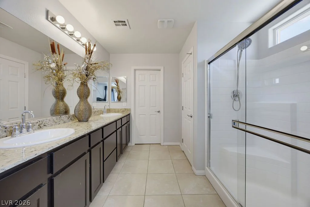 7255 Dazzle Point, North Las Vegas, NV 89084
