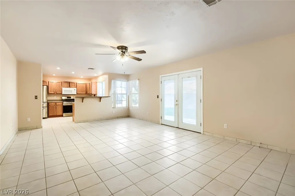 5242 Willowdale, North Las Vegas, NV 89031