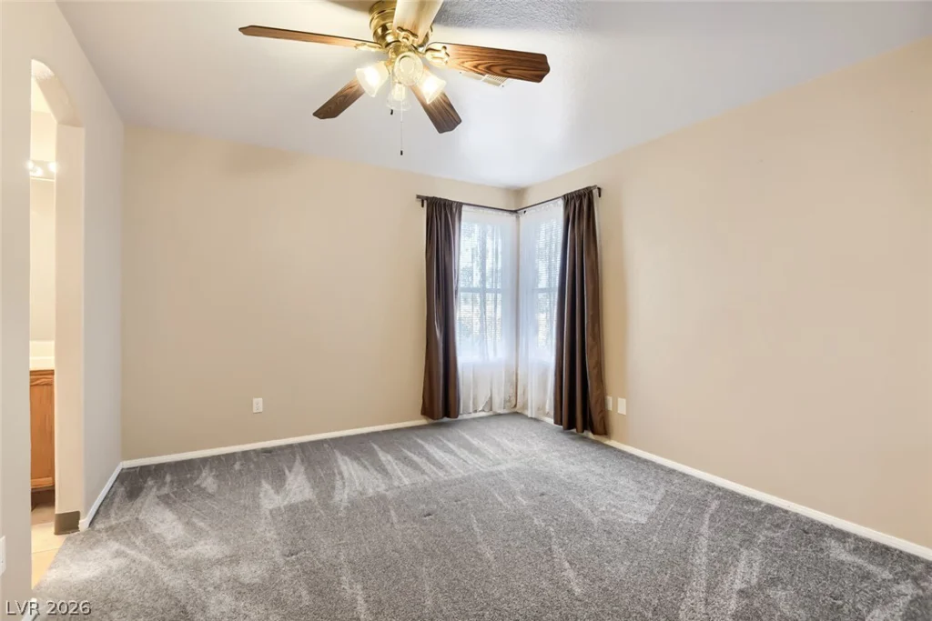5242 Willowdale, North Las Vegas, NV 89031