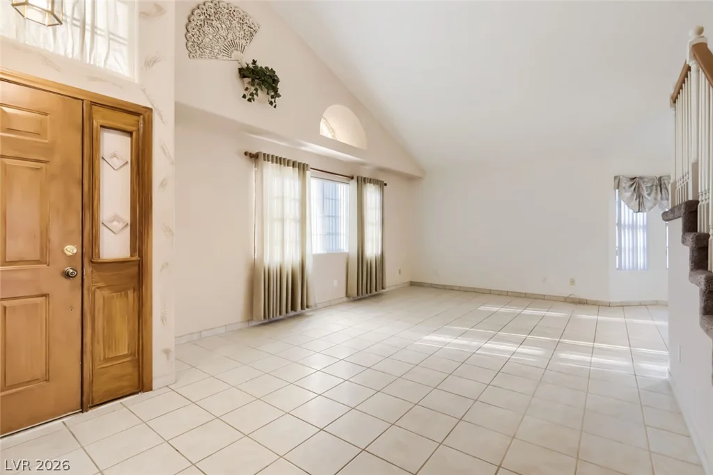 5242 Willowdale, North Las Vegas, NV 89031