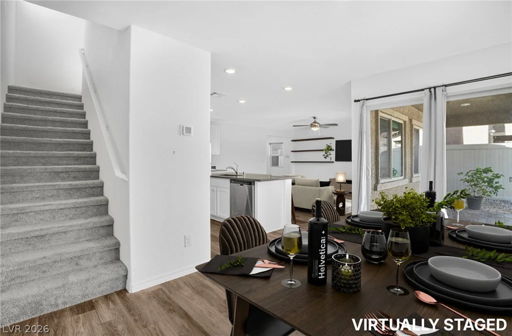 1586 Gold Sunset, North Las Vegas, NV 89032