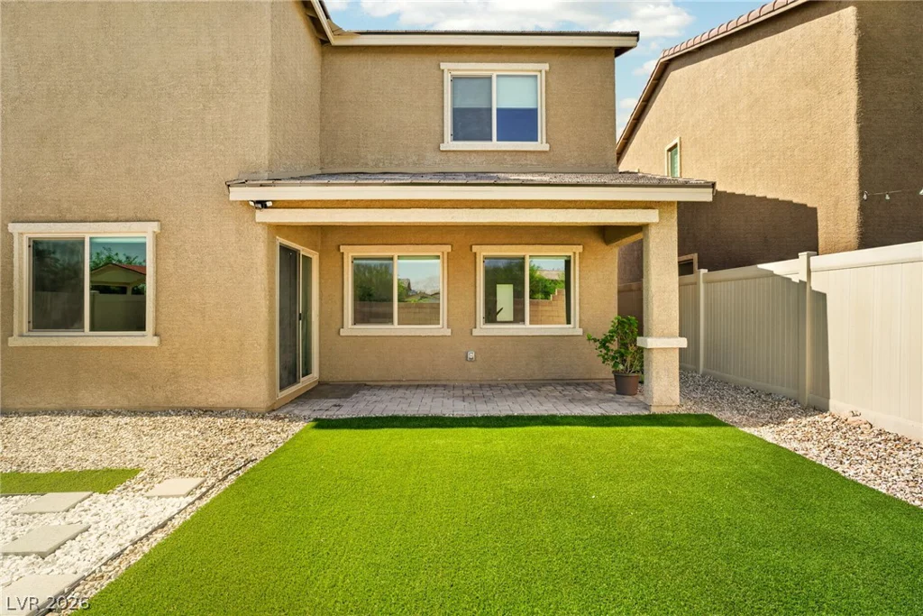 1586 Gold Sunset, North Las Vegas, NV 89032