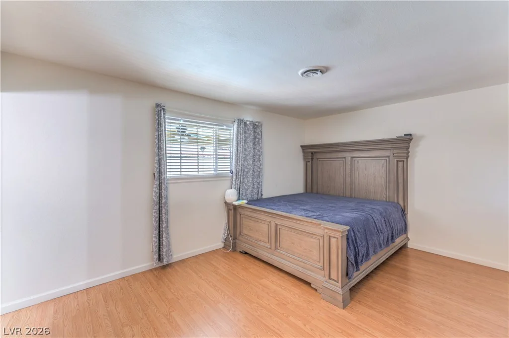 4161 Royalhill, Las Vegas, NV 89121