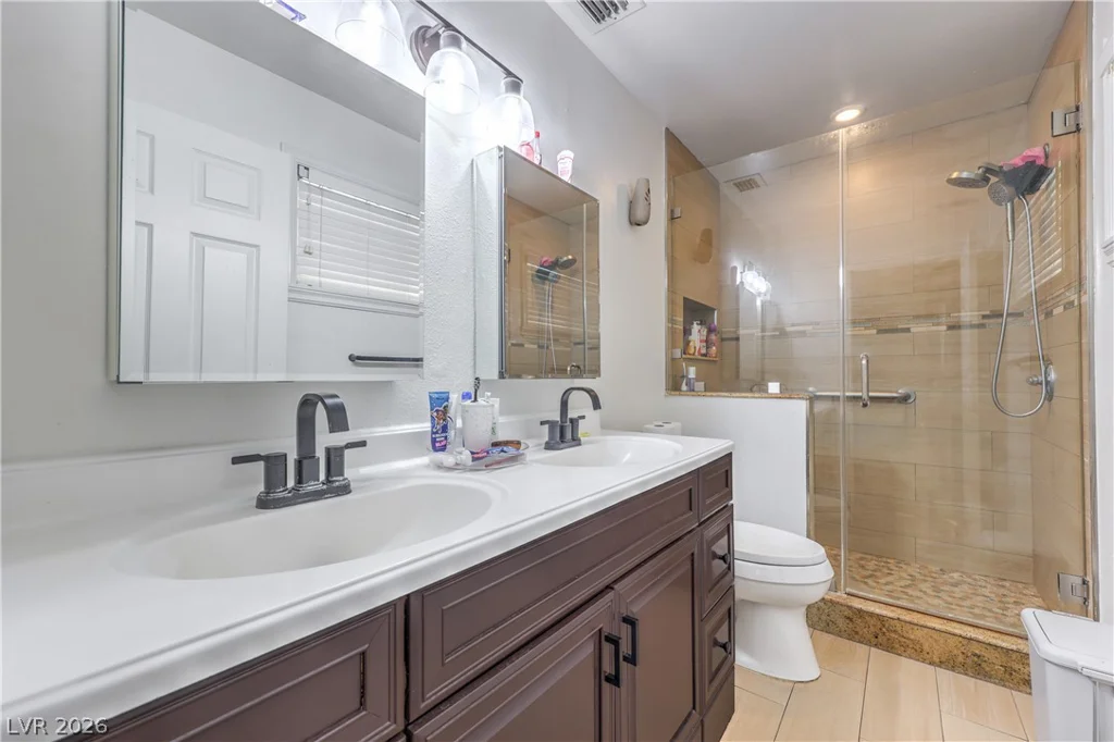 4161 Royalhill, Las Vegas, NV 89121