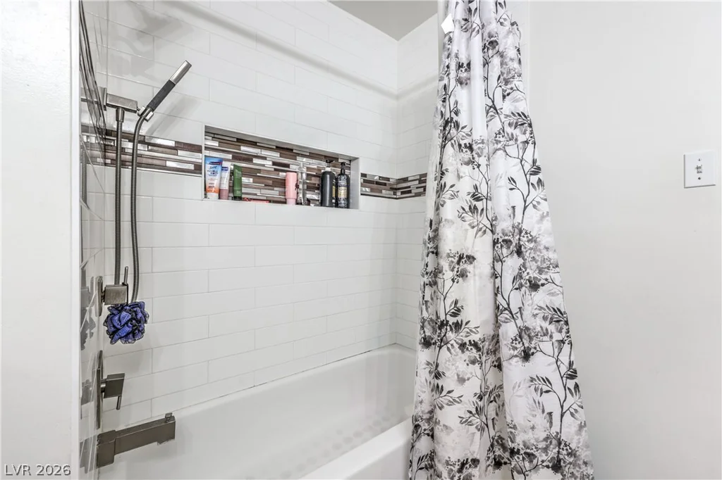 4161 Royalhill, Las Vegas, NV 89121