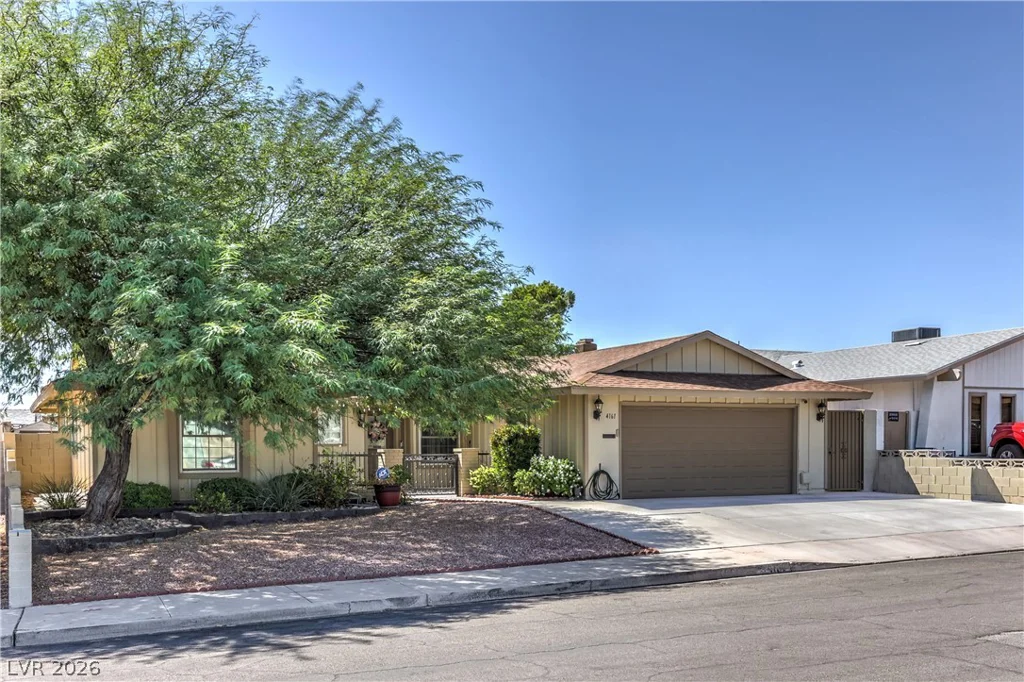 4161 Royalhill, Las Vegas, NV 89121